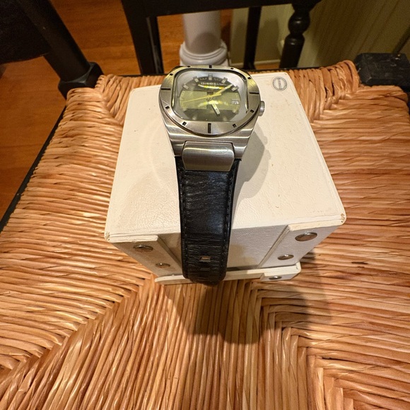 Diesel Watch - Picture 8 of 12